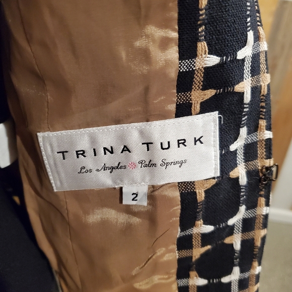 Trina Turk Blazer - mint condition. Size 2 - Picture 5 of 7